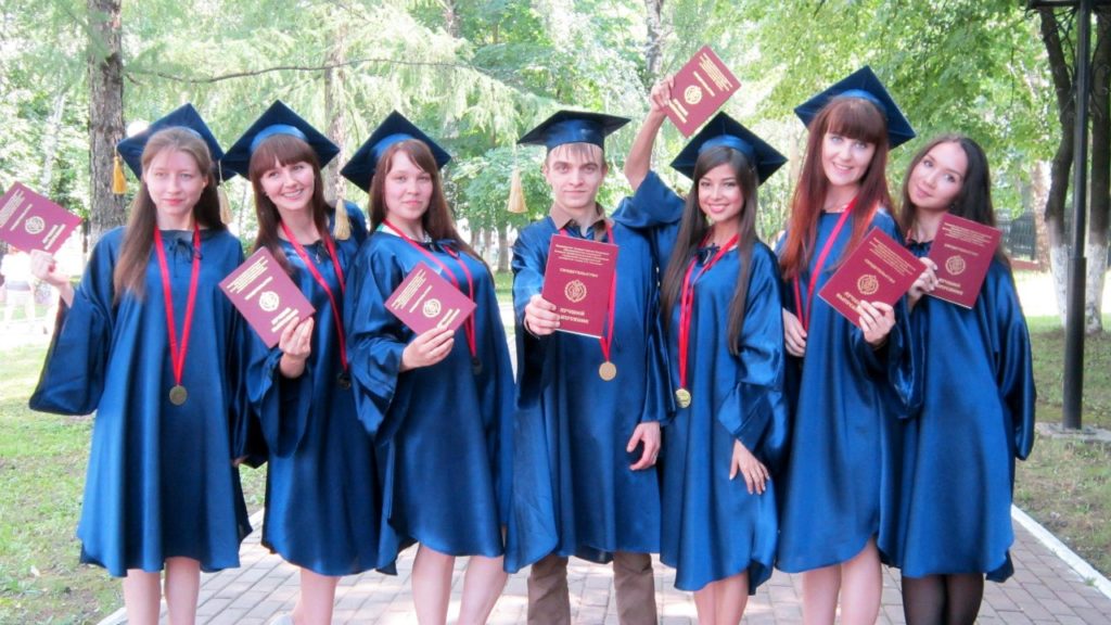 Наши выпускники